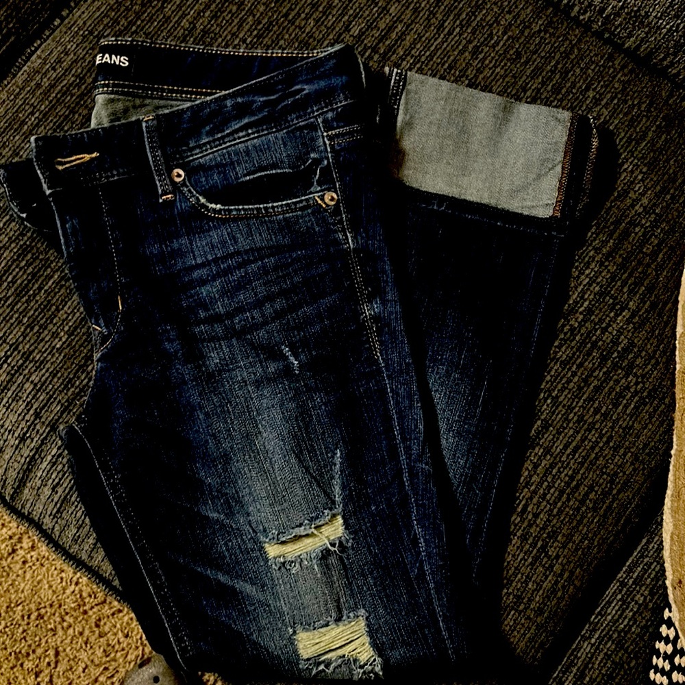 Express low rise cropped size 6